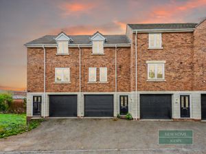 Photo 17- click for photo gallery